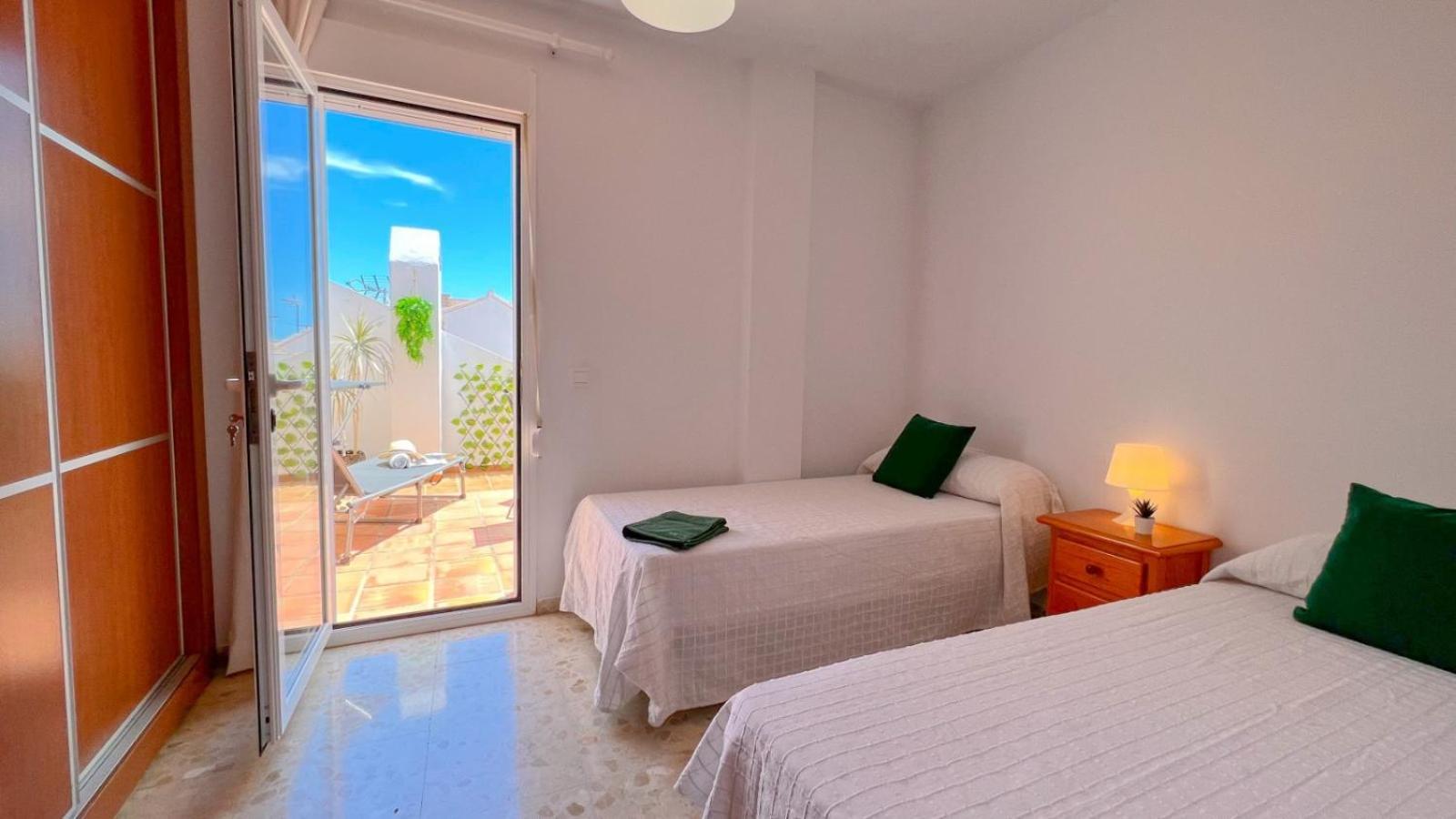 Santaolalla House Nerja Εξωτερικό φωτογραφία